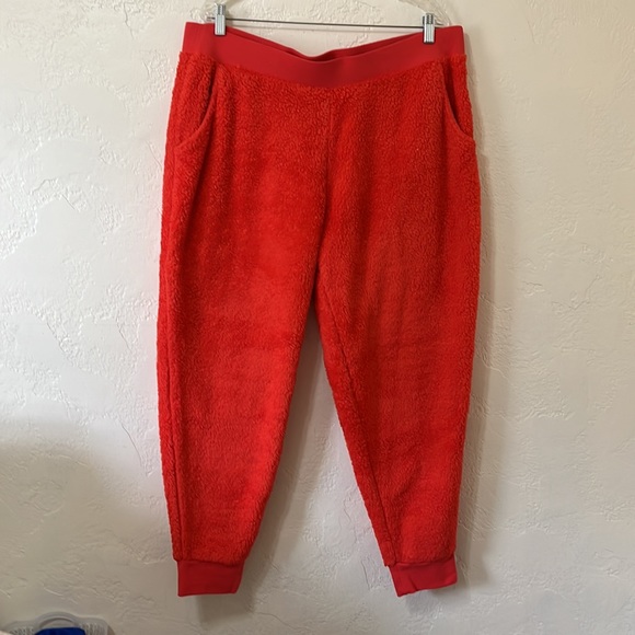 Denim & Co. Active Sherpa Ankle-Length Jogger Size 1X - Picture 3 of 15